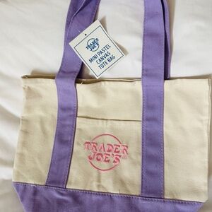 2025 Limited Edition Trader Joes Mini Bag. NWT.